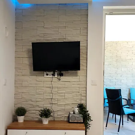 Apartment 1 *
